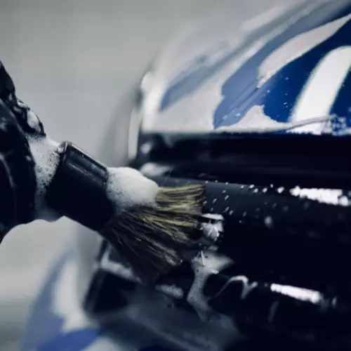 Ruční mytí  aut detailing